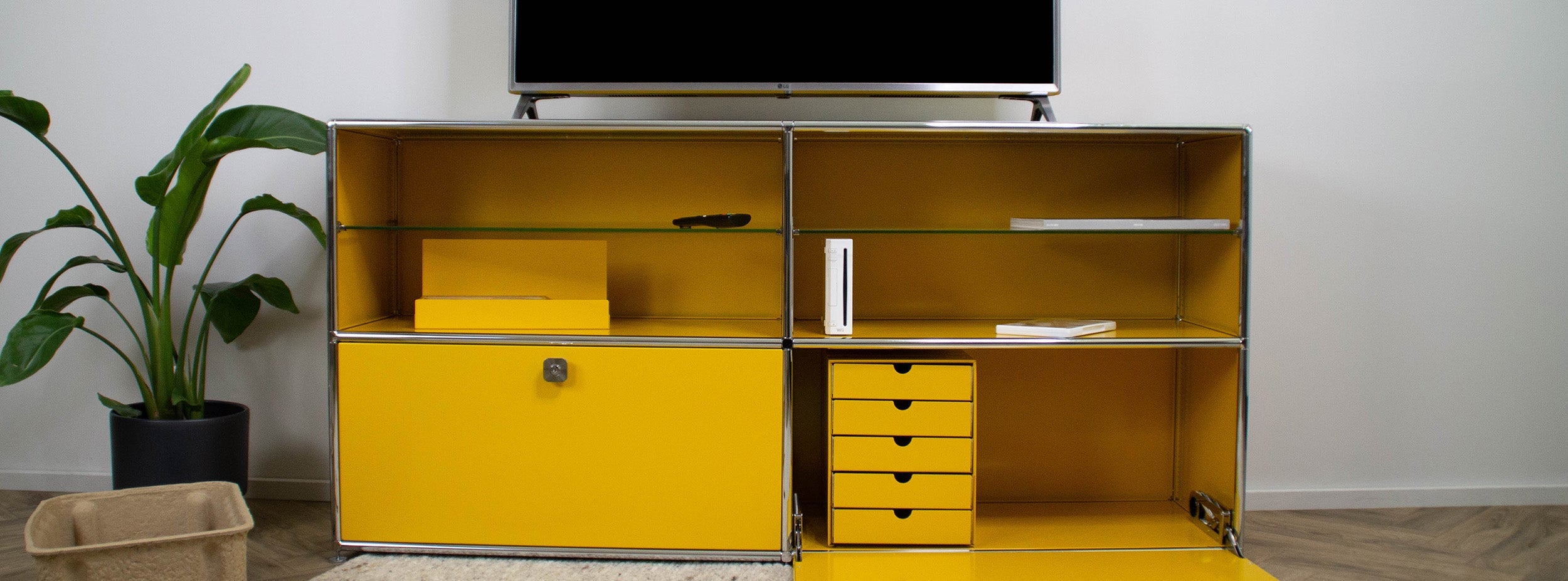 konektra-tv-board-sideboard-wohnzimmer-livingroom-einrichtung-fernseher