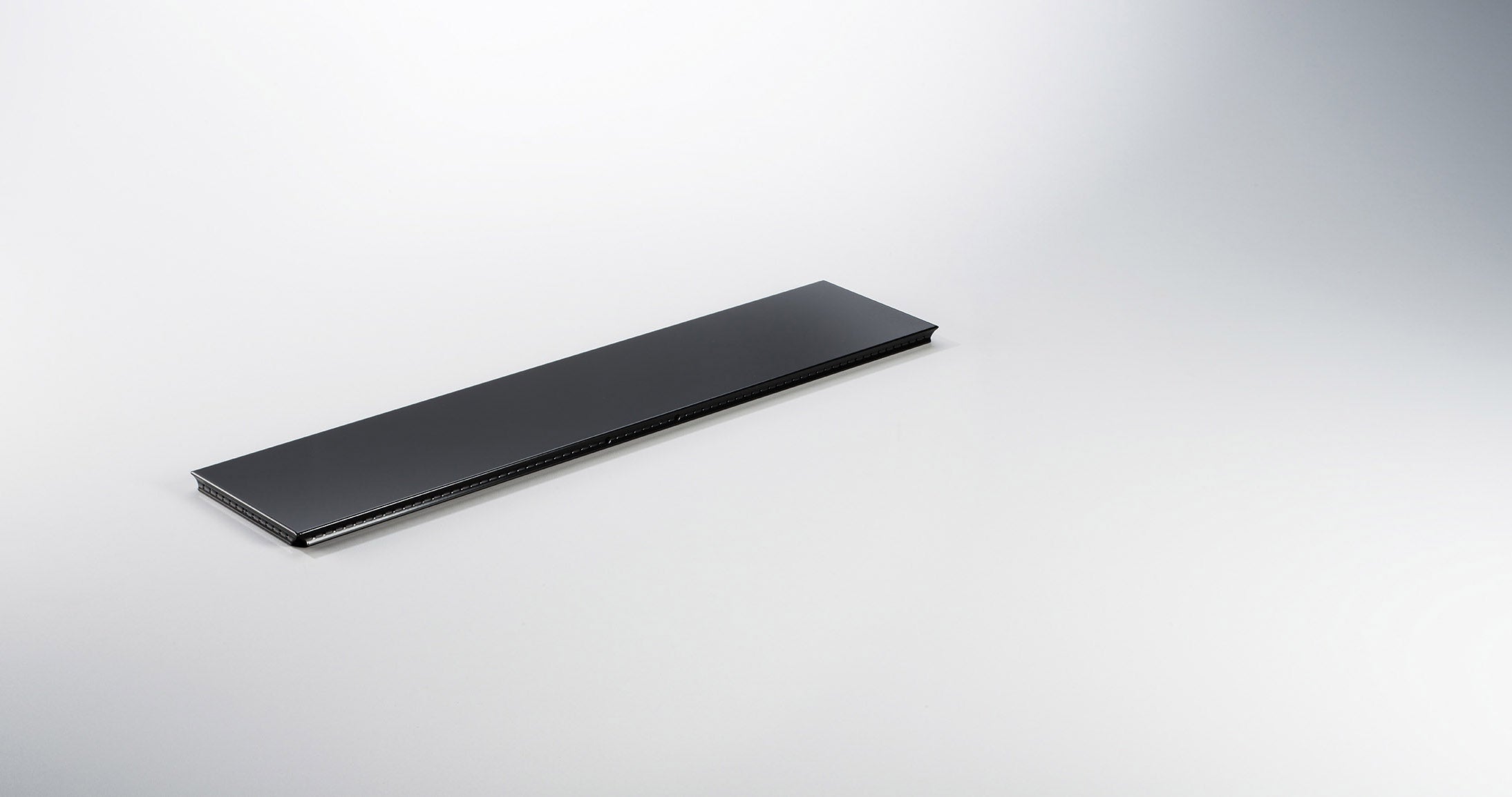 Metallelement Außentablar für USM Haller 750x175 RAL 9011 Graphitschwarz