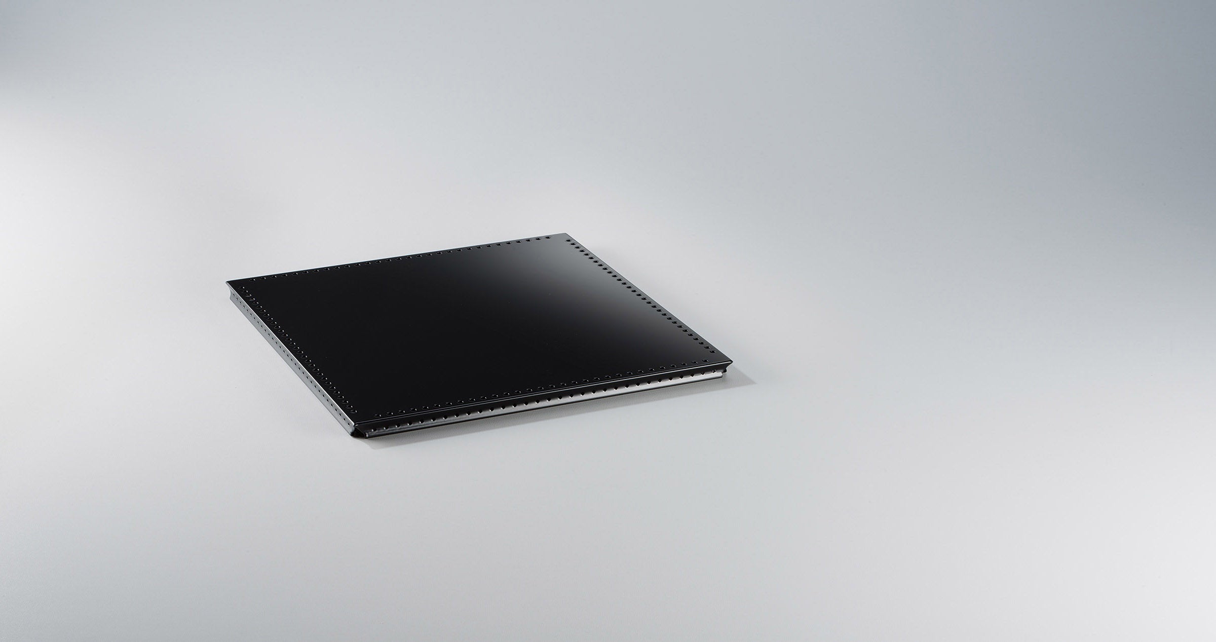 SYSTEM 01 Innentablar RAL 9011 Graphitschwarz