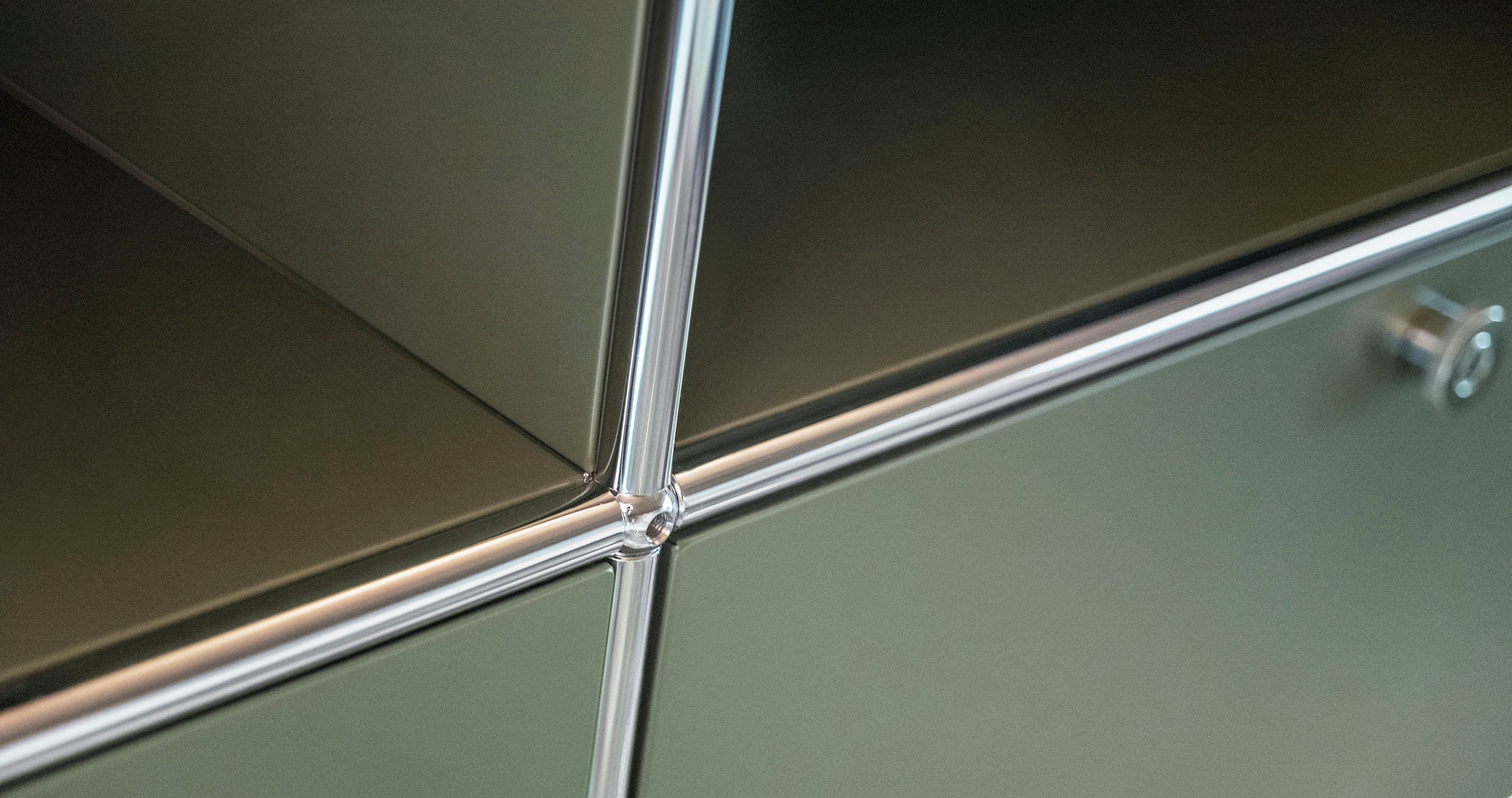 Metallelement Klapptür für USM Haller RAL Olive