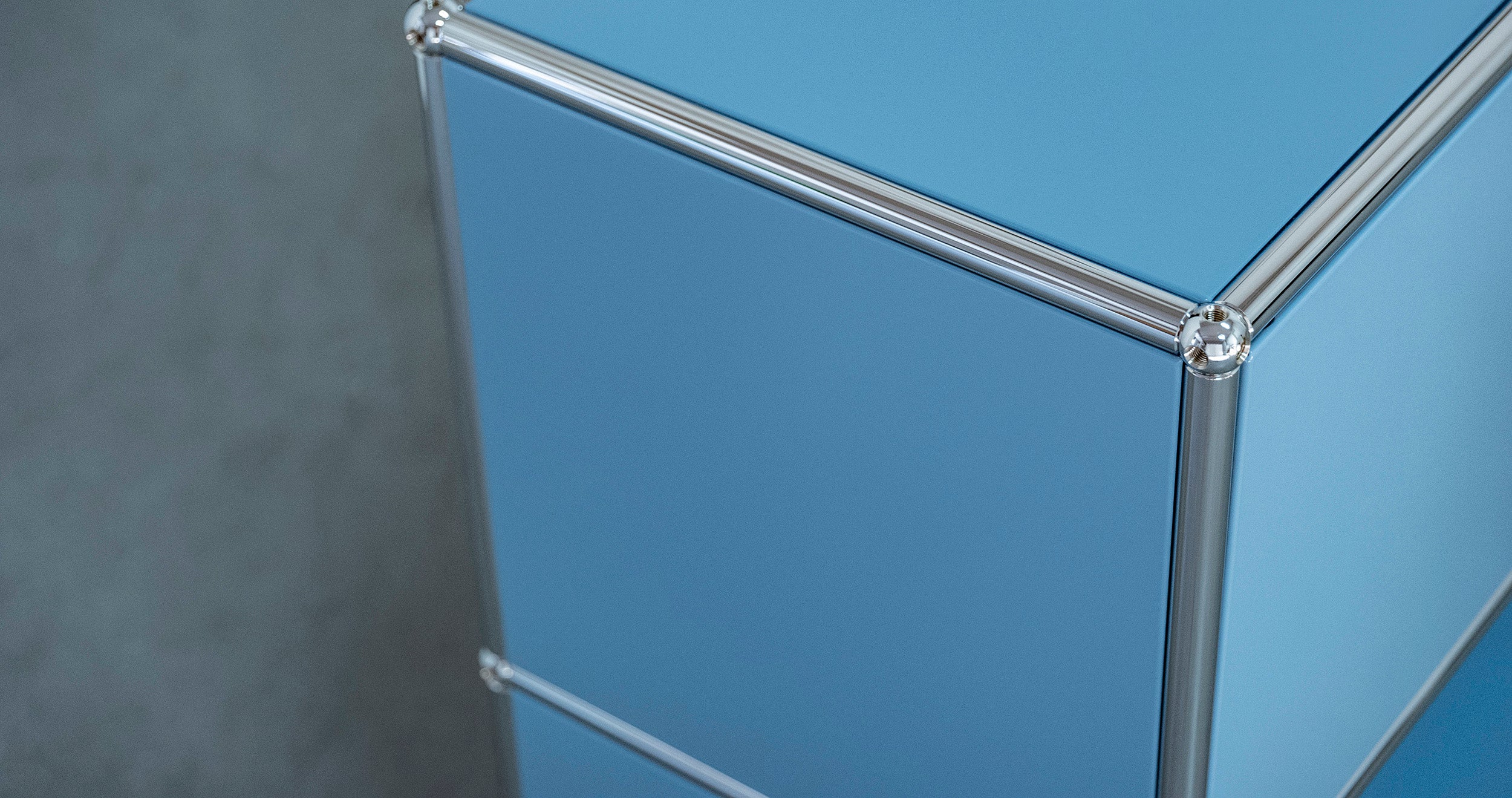 Komplettset Soft-Close Klapptür für USM Haller Bluestone