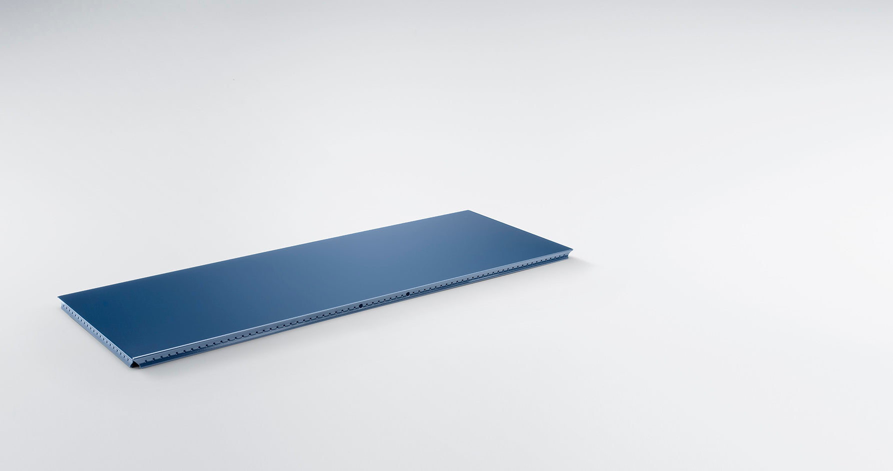 Metallelement Außentablar für USM Haller 750x250 RAL 5011 Stahlblau