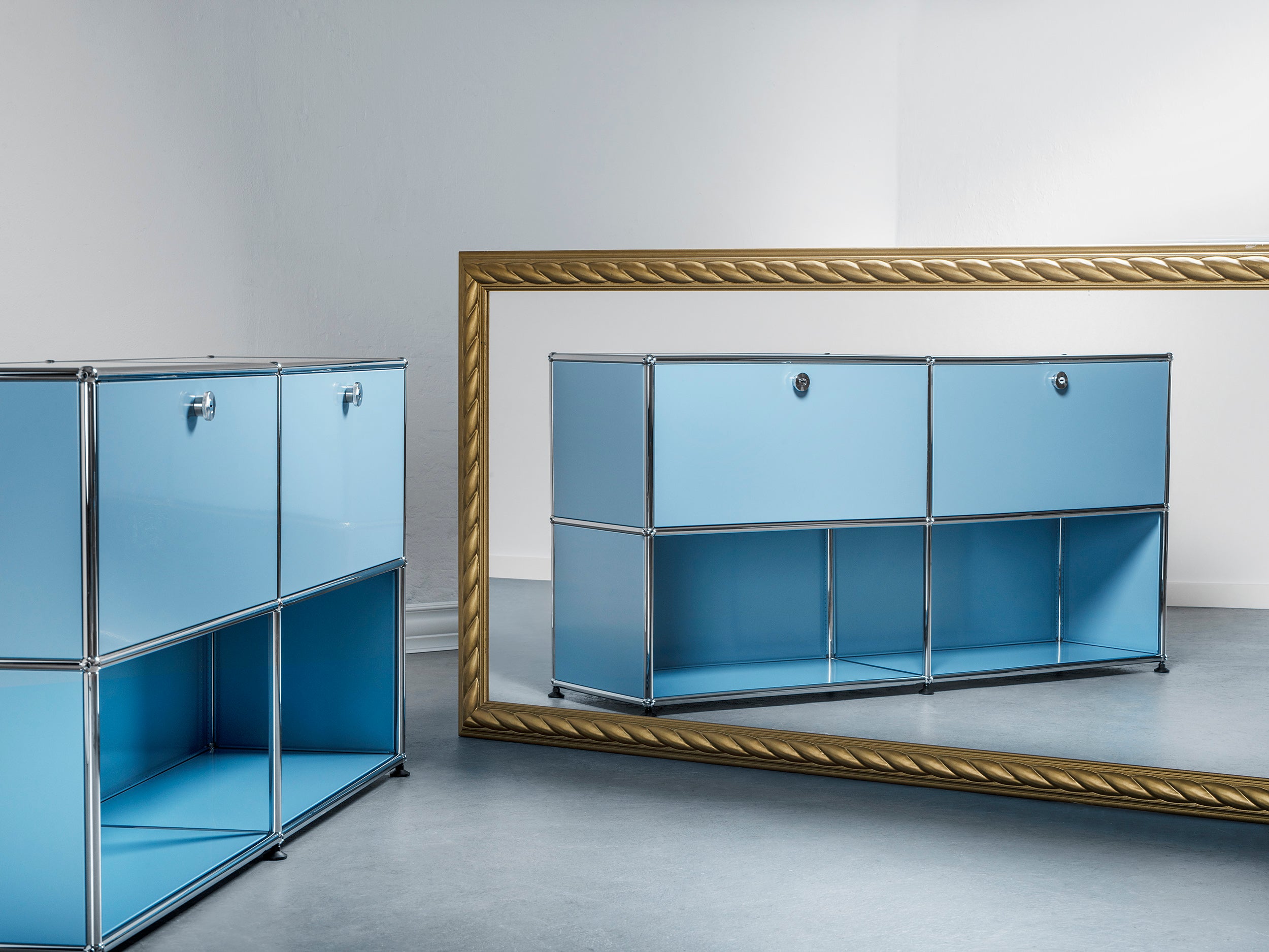 konektra Classic in Bluestone mit Spiegel